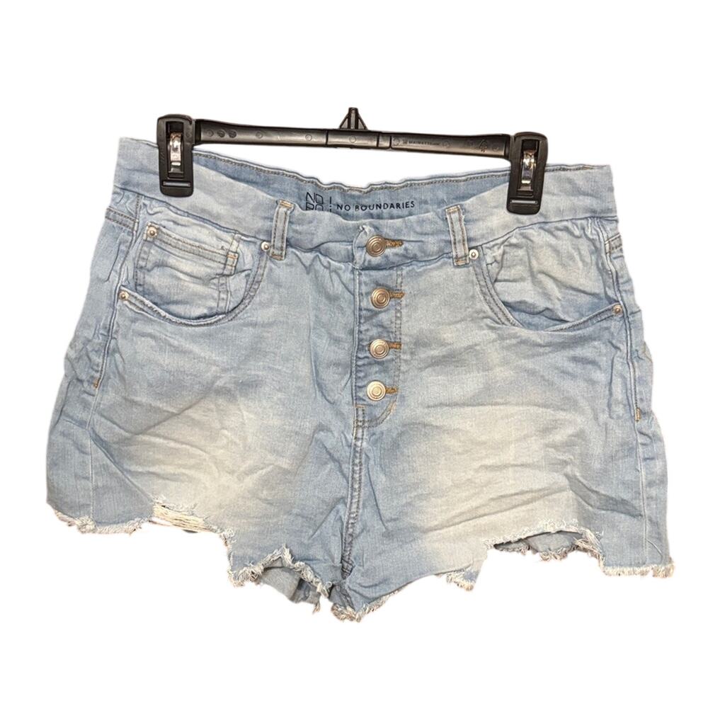 NOBO No Boundaries Distressed Denim Shorts Light Wash Button Fly Size 17